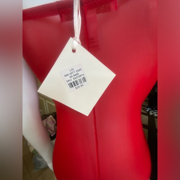 NEW- REVAMPED Red Cross Front Mixed Lace Body / Size Large - Picture 7 of 9